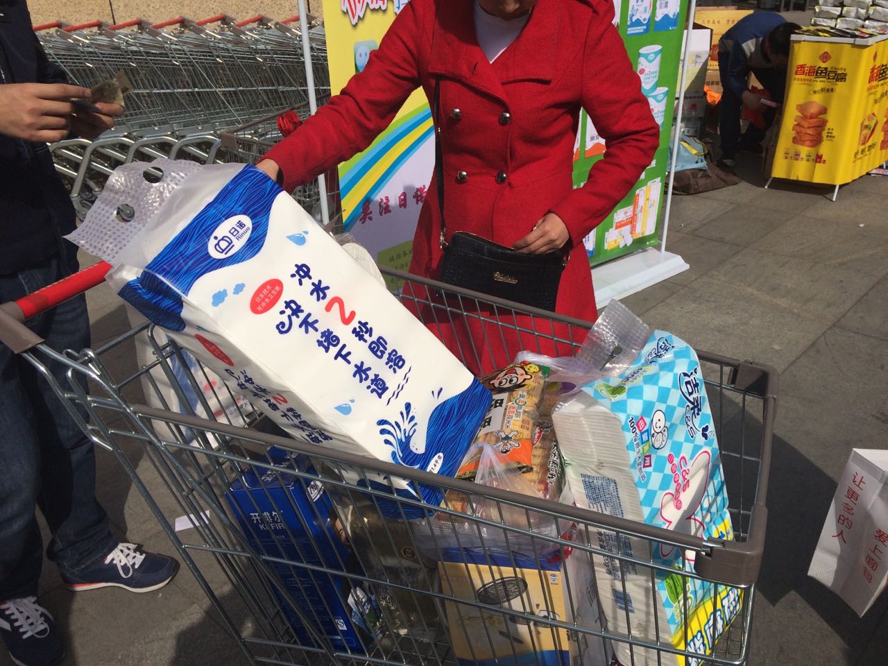 當(dāng)場(chǎng)下單日諾衛(wèi)生紙 當(dāng)場(chǎng)下單日諾衛(wèi)生紙